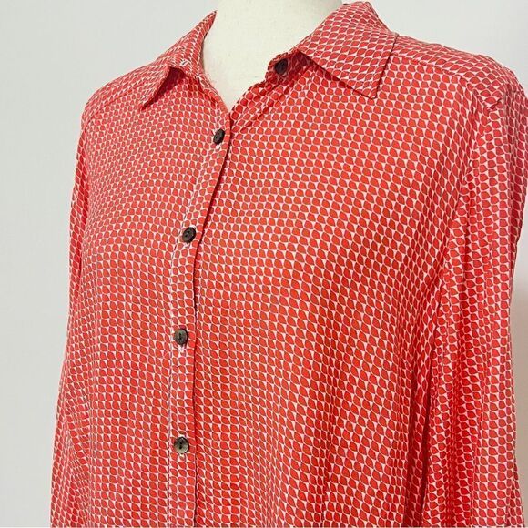 NWT Tina Stephens Joni Blouse Top Triangle Coral M Button Down Roll Tab Sleeve - Picture 4 of 14